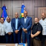 Banreservas reconoce a Winston “Chilote” Llenas en homenaje a los 93 años de las Águilas Cibaeñas